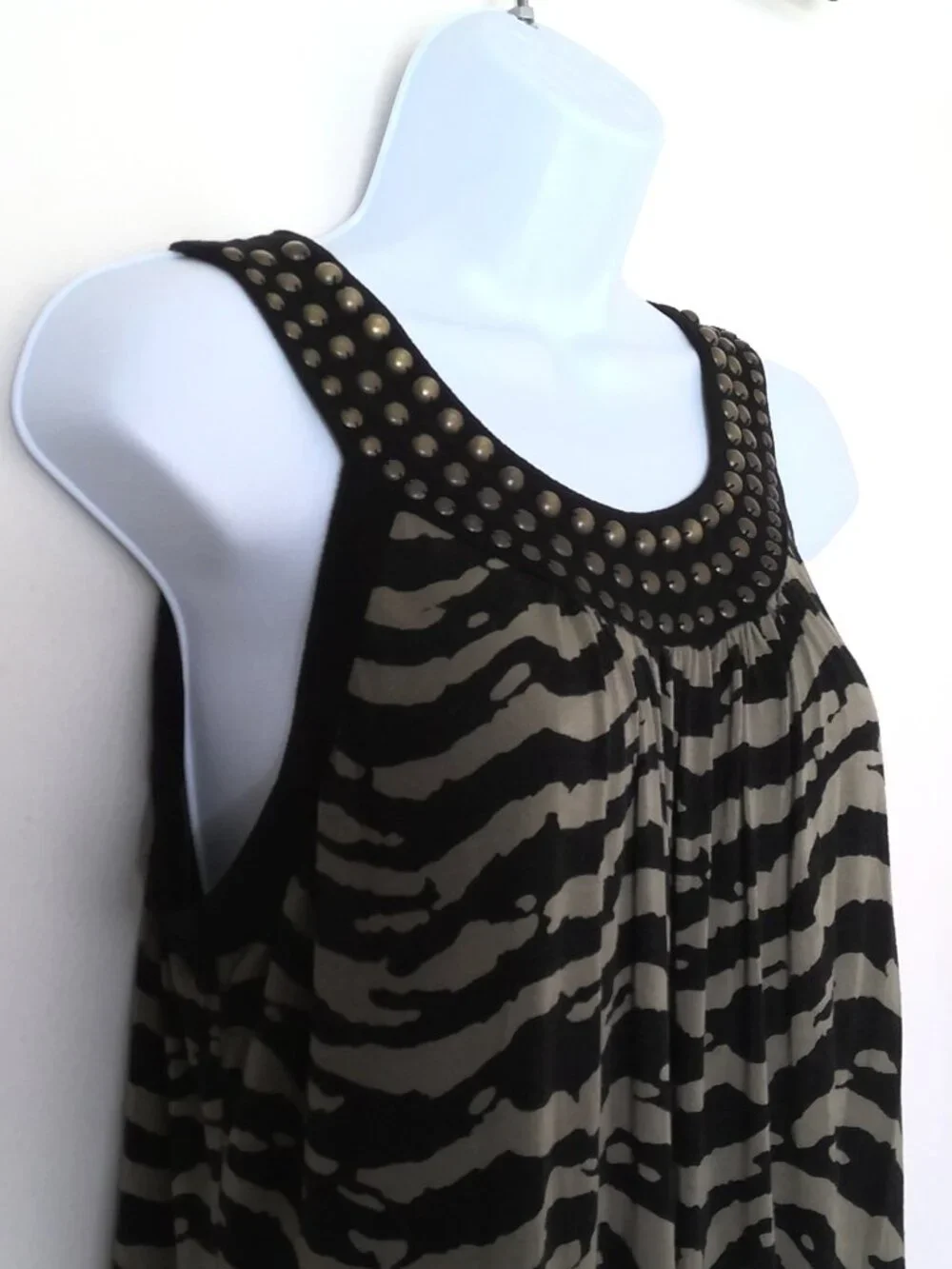 Michael Kors Sleeveless Top Zebra Animal Print Metallic Embellished Scoop XS/XP